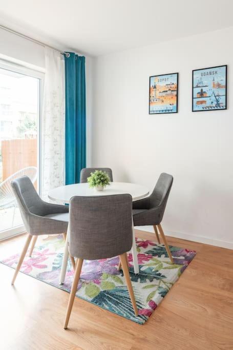 Micasaessucasa With Free Parking! Lägenhet Gdańsk Exteriör bild